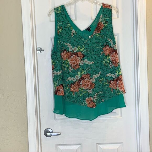 TORRID WOMEN'S GREEN FLORAL DOUBLE LAYER CHIFFON TANK SIZE 3X - Picture 12 of 13